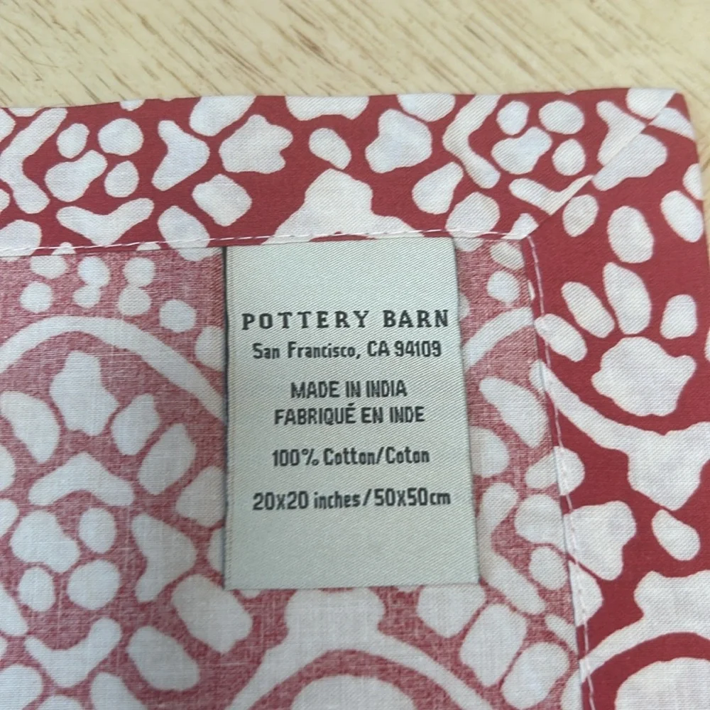 Pottery Barn Napkins (4) NWOT